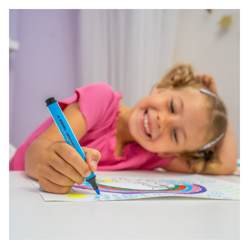girl coloring with blue magic stix marker